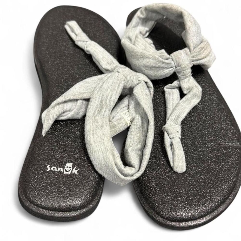 Sanuk Women's Grey and Black Memory Foam Sandals Size 10